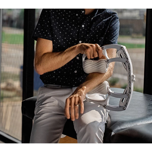 ROLL Recovery R8 Plus Muscle Roller 13 ROLL Recovery R8 Plus Muscle Roller - Image 11